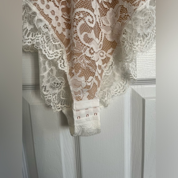 Pinsy Shaping Lace Shapewear Bodysuit | White, 1X | New with Tags - Picture 4 of 8